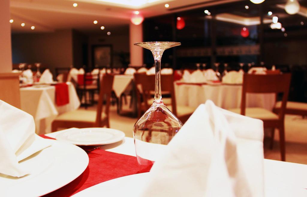 Az Hotels Zeralda Ngoại thất bức ảnh