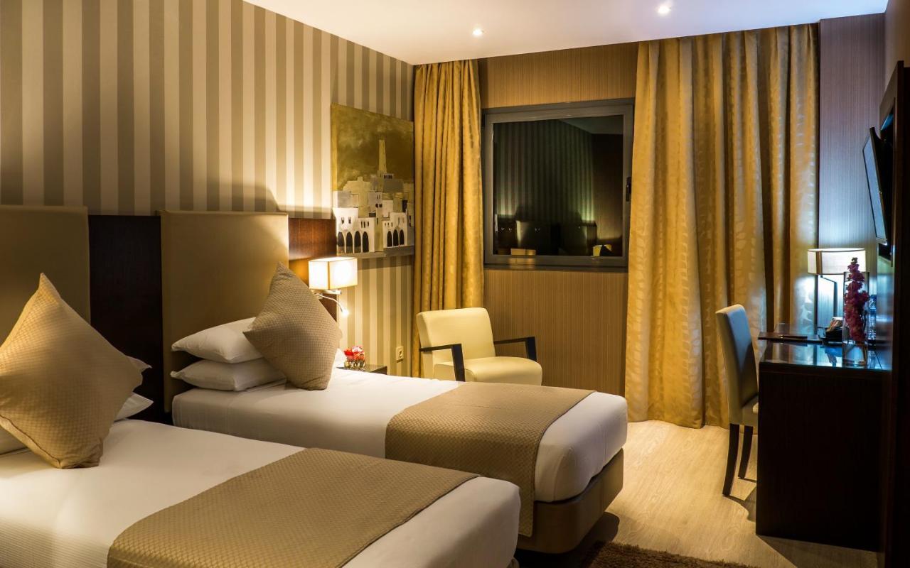 Az Hotels Zeralda Ngoại thất bức ảnh